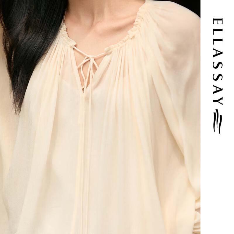 ELLASSAY Women's Minimalist Lyocell V-Neck Pullover Blouse