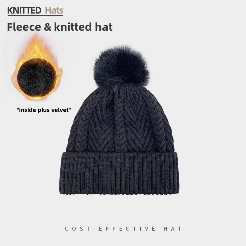 

Knitted Winter Hat For Women With Solid Color Design And Plush Ball Decoration чёрный