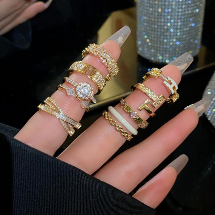 

Simple Zircon Geometric Open Ring: Luxury Fashion Jewelry for High-End Style