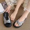 Design Sense Niche Famous Style One-word Slippers Women's Summer Wear Non-slip Thick-soled Beach Roman Shoes 2025 New