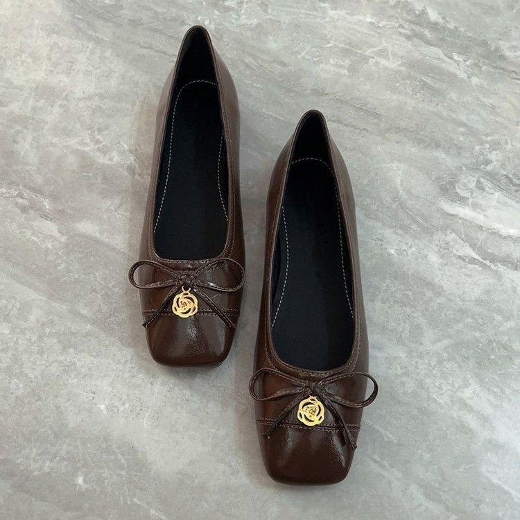 French small single shoes new square head shallow mouth flat shoes small fragrant soft sole Mary Jane shoes