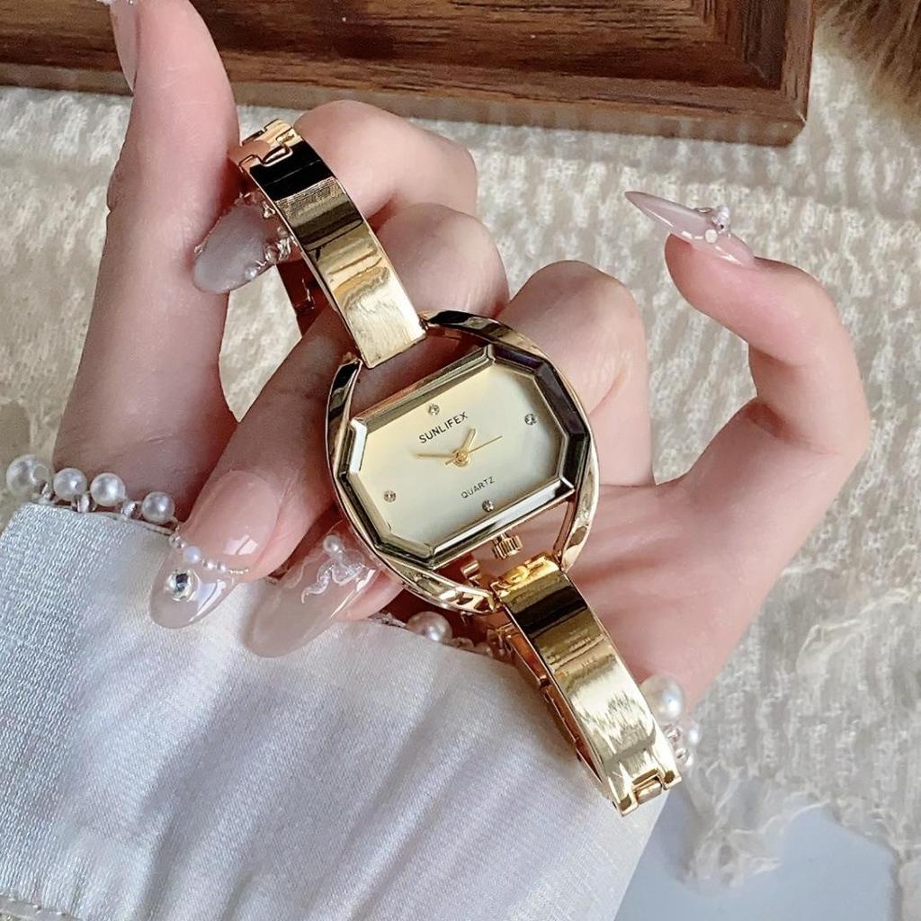 SUNLIFEX Women's Vintage Rectangular Gold Quartz Watch - Exquisite High-End Chain Wristwatch