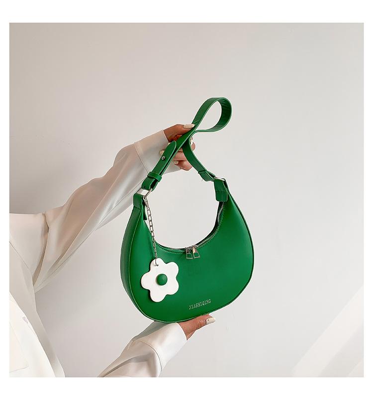 

Французская сумка через плечо для женщин весна-лето 2024 года, новая популярная сумка для поездок на работу в нишевом стиле в форме полумесяца зелёный