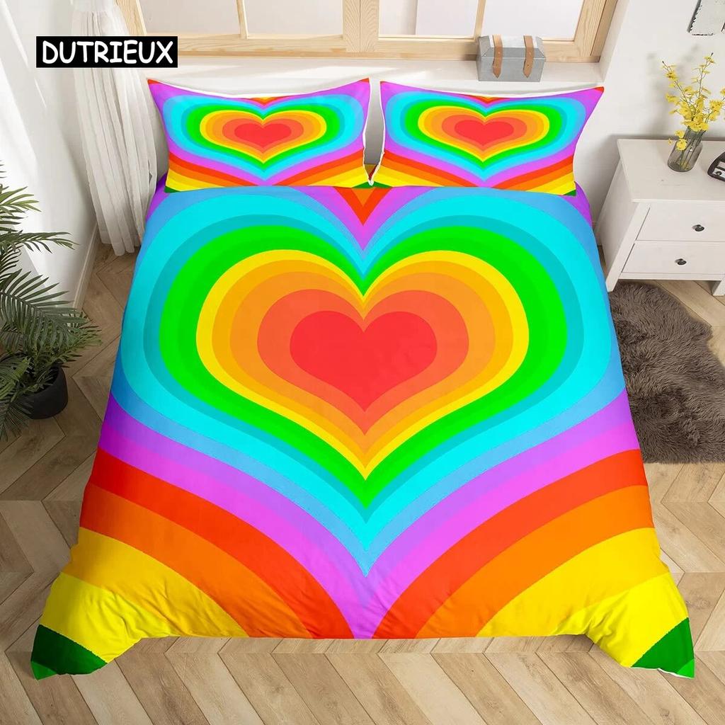 „Love is Love“-Bettbezug, Regenbogen-Bettwäsche-Set, „Pride for Love“-Thema, romantischer Bettdeckenbezug, bunter Cartoon-Auto-Tagesdeckenbezug, dreiteiliges Set