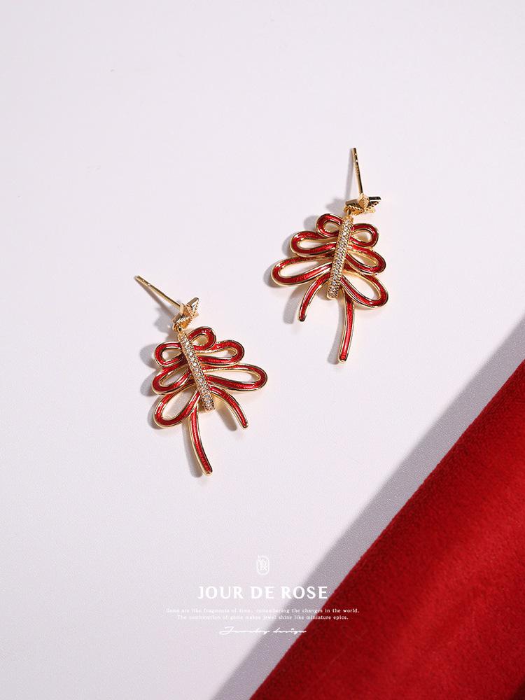Gilded Moment: Retro S925 Sterling Silver Gold-Plated Earrings for Christmas & New Year 925 Silver