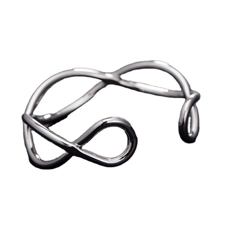 2025 Europeisk-Amerikansk Retro Punk Geometrisk Kobber Armbånd - Trendy Dame Metall Mote Smykker