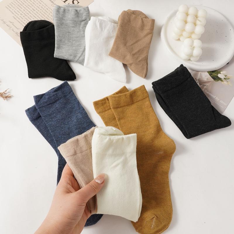 Versatile Solid Color Mid Tube Socks Japanese Casual Breathable Pile Socks Comfortable