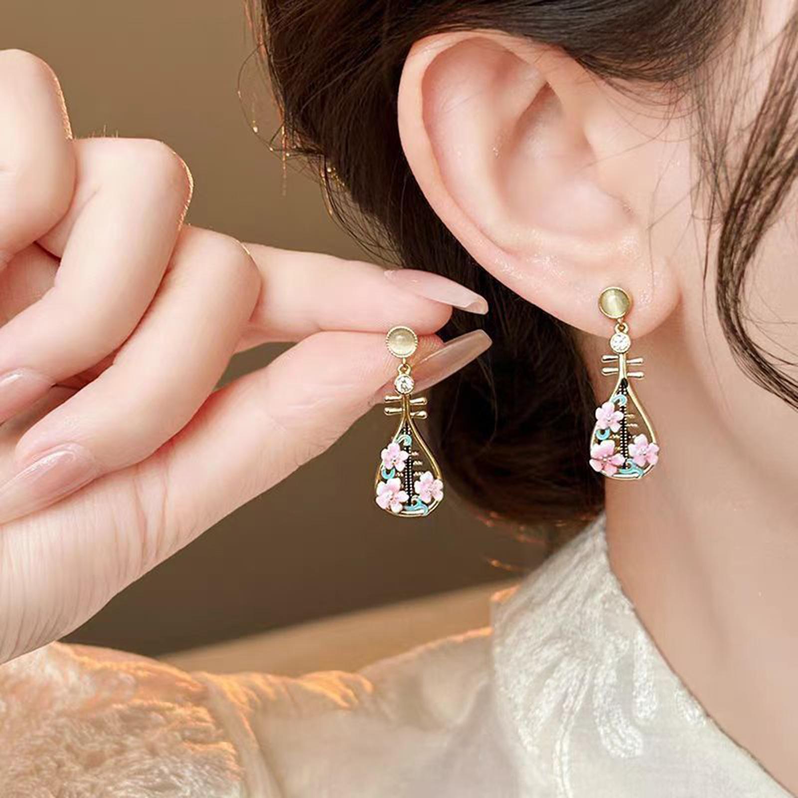 Chinese Style Pipa Earrings With Rhinestones And Flower Design For Women Pink