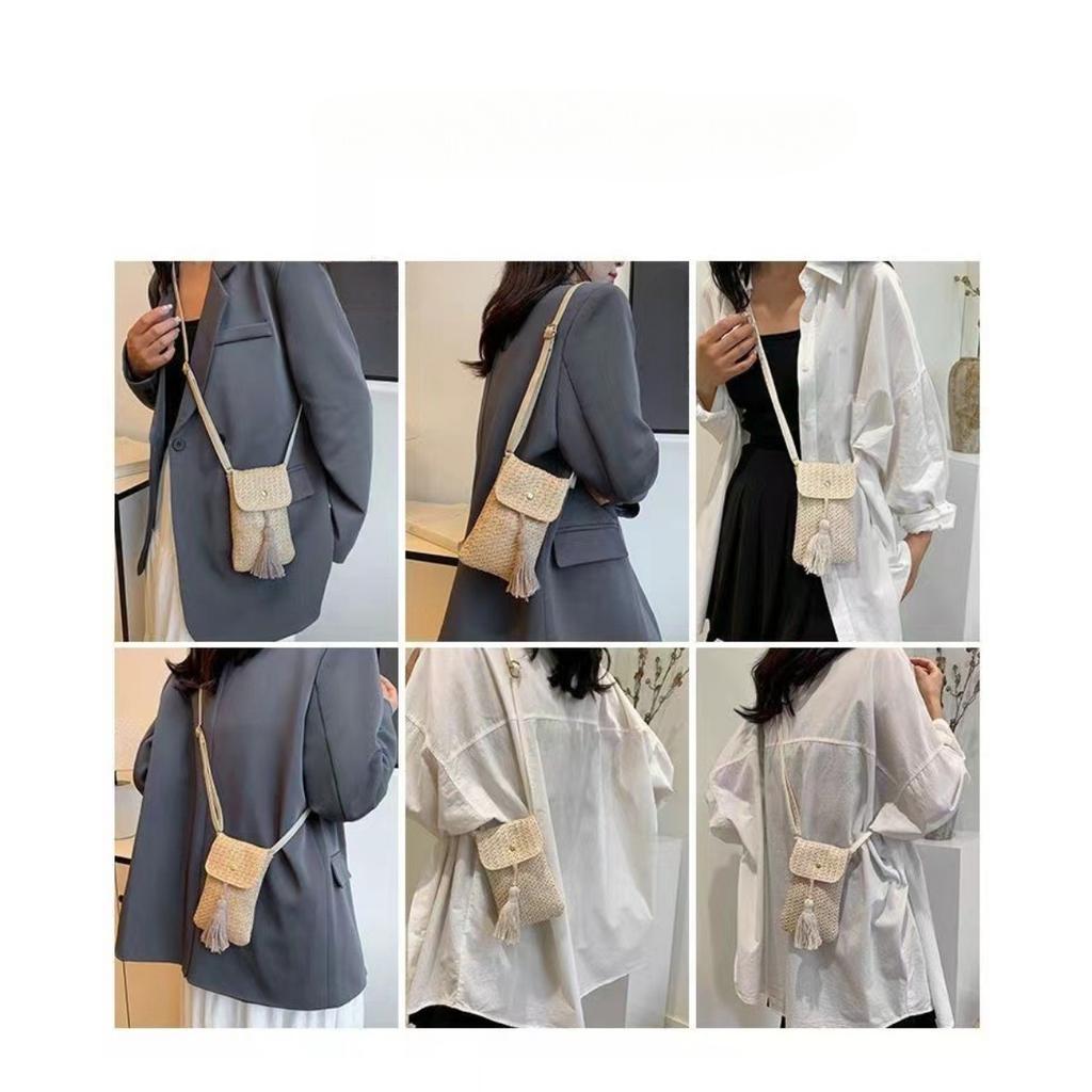 Fashionable Summer Beach Vacation Mini Shoulder Bag -Adjustable Shoulder Strap, Magnetic Buckle Design, Solid Tassel Details, Crossbody Phone Bag