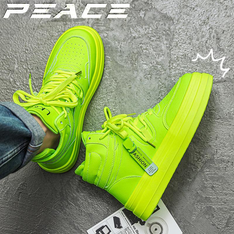 

Мода 2025 Новые весенние мужские ботинки Корейская версия Модная повседневная обувь Высокие кеды Белые ботинки Чжунбан Короткие ботинки Мужские кроссовки 44 зелёный