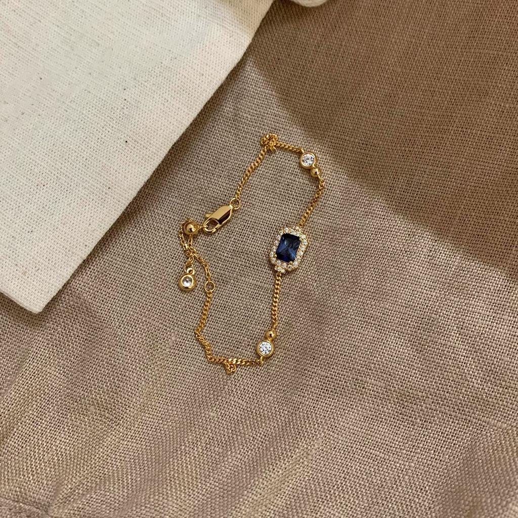 Classic Light Luxury Small Square Blue Gemstone Bracelets for Women Classical High-end Style Bracele Chain Banquet Jewelry Gift