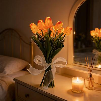 10 Stück Tulpenblüten LED-Lichter USB-betrieben Warmes Leuchten Künstliche Blumenlampe für Schlafzimmer Wohnzimmer Hochzeitsdekoration Kreatives Umgebungslicht Nachtlicht