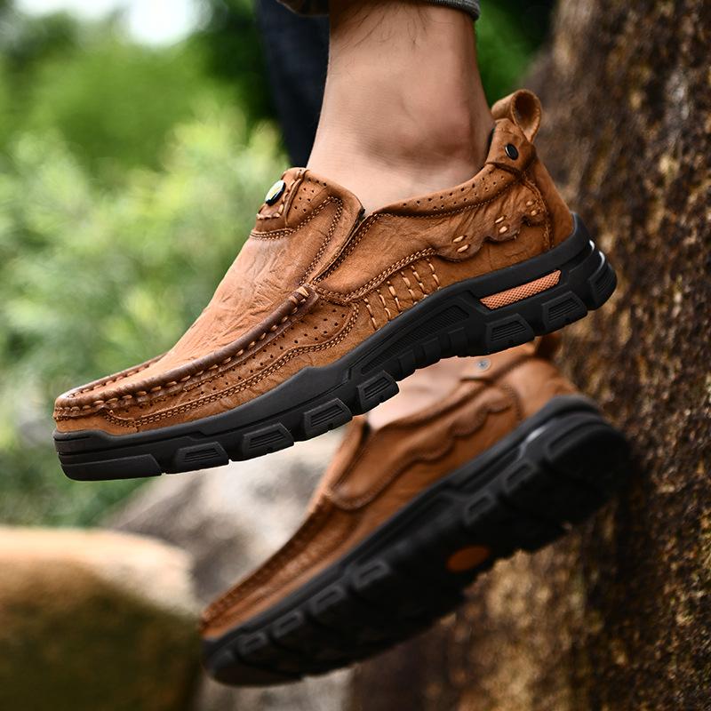 Erste Schicht Rindsleder 2025 neue Herrenschuhe Outdoor rutschfeste Freizeitschuhe atmungsaktive Arbeitsschuhe Bergschuhe verschleißfeste Papaschuhe