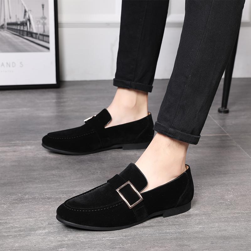 Fashion Cow Suede Leather Men Driving Footwear Slip on Man Breathable Shoes Wedding Party Men Dress Shoe Business Office Lazy Loafers
