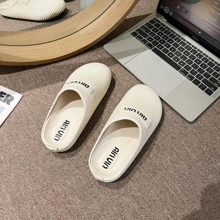 

[Youshilai] 2025 spring and summer new casual versatile women s slippers woven breathable bag head half-drag women s big head shoes 41