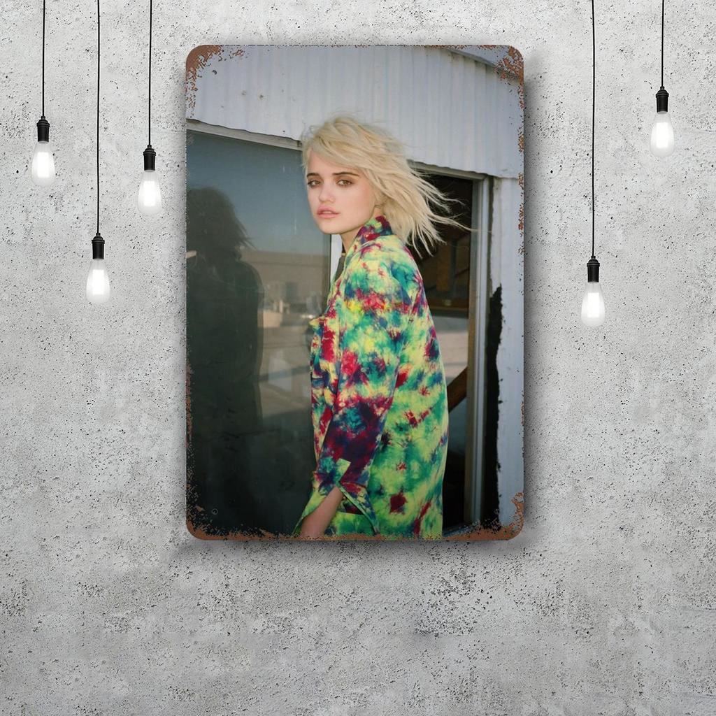 Sky Ferreira Retro Vintage Tin Sign Poster Decorative Plaque Metal Plate Wall Decor