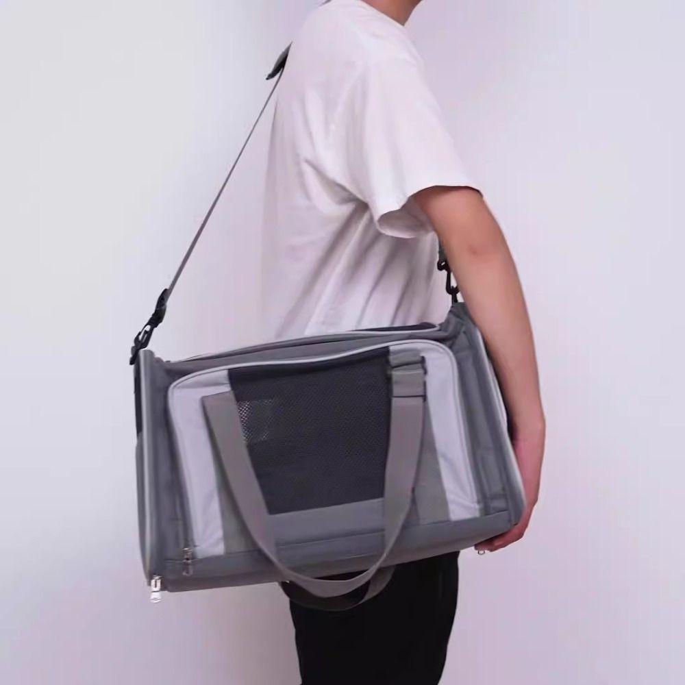 Large Capacity Pet Carrying Bag Breathable Side Ventilated Pet Travel Bag Foldable Cat Outgoing Handbag Outgoing