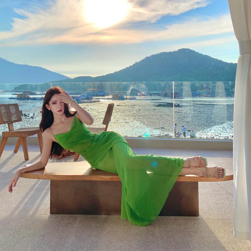 French Green Swinging Collar Suspender Dress Women's Summer Seaside Vacation Beautiful High-end Temperament Long Skirt