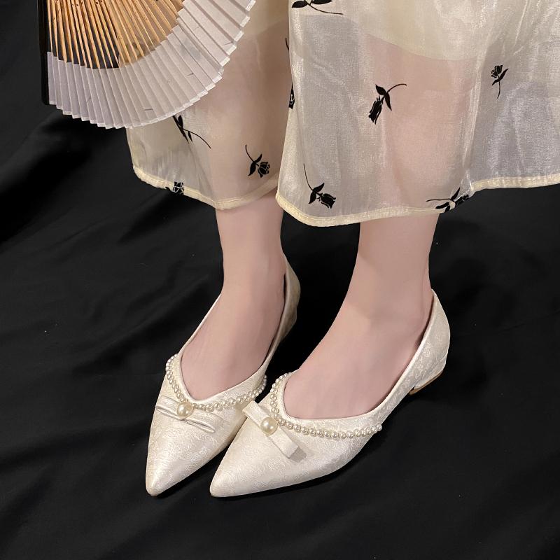 Fashion Metal Crystal Splice Women Pumps Kitten Thick Heel Elegant Party Ladies Shoes Zapatos De Mujer