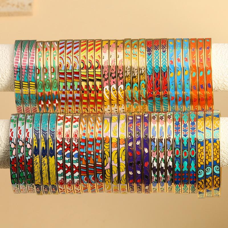Hot-selling Titanium Steel Enamel Painted Bracelet K Vacuum Electroplating Women's Retro Personalized Oil Drip Titanium Steel Bracelet
