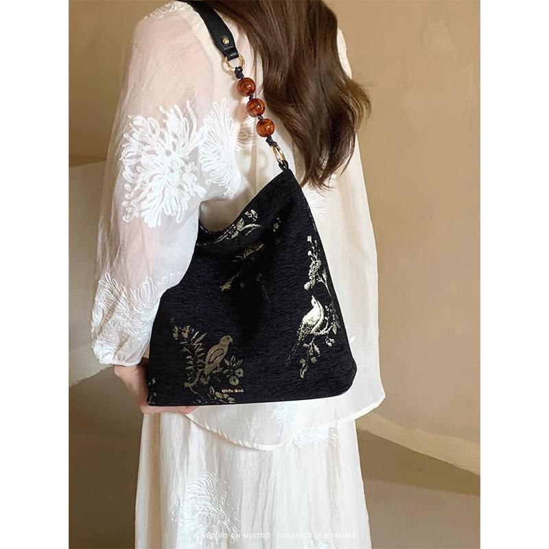 Chinese Style Embroidered Commuter Underarm Purse Latest Large Capacity New Chinese Style Shoulder Bag Literary Ancient Style Tote Bag