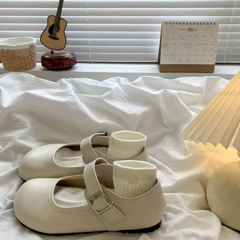 

Ретро туфли Мэри Джейн с круглым носком, милые, женские, весенние, на плоской подошве, универсальные, из маленькой кожи 40 бежевый