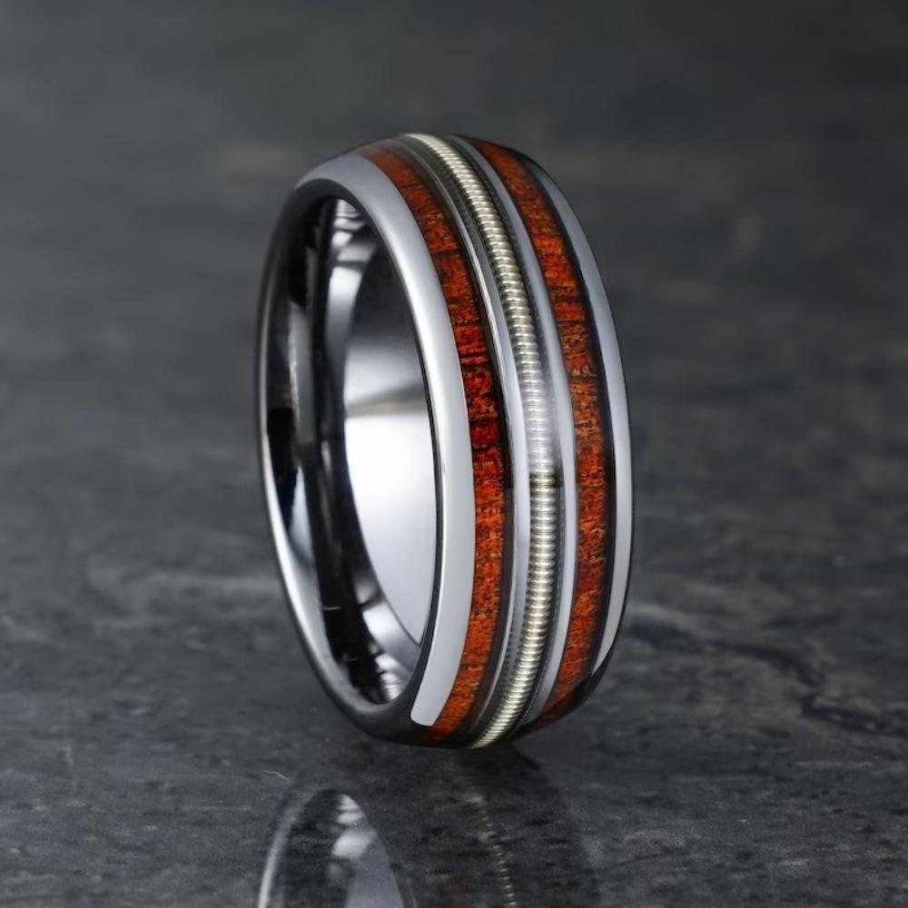 

Fashionable New Double Wood Grain Three String Couple Ring 12