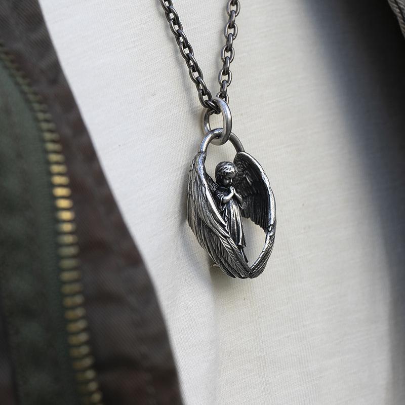 Six Winged Angel Pendant Necklace, Trendy and Personalized Accessories, Men's and Women's Retro Pendant Necklace