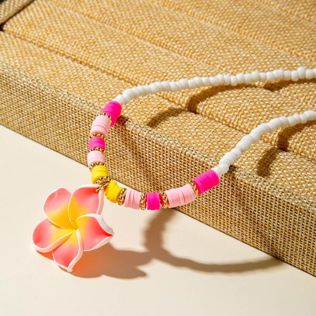 Modische Süße Hawaiianische Stil Bunte Weiche Keramik Ei Blume CCB Anhänger Halskette für Damen Personalisierte Strandurlaubsstil Halskette