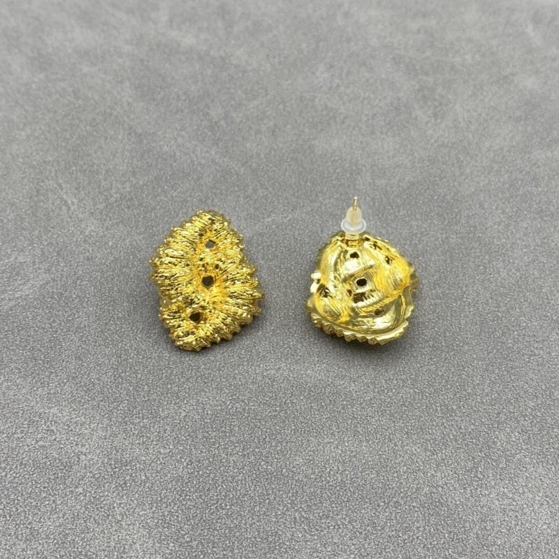 

Sasa s Spanish Vintage High-End Textured Earrings