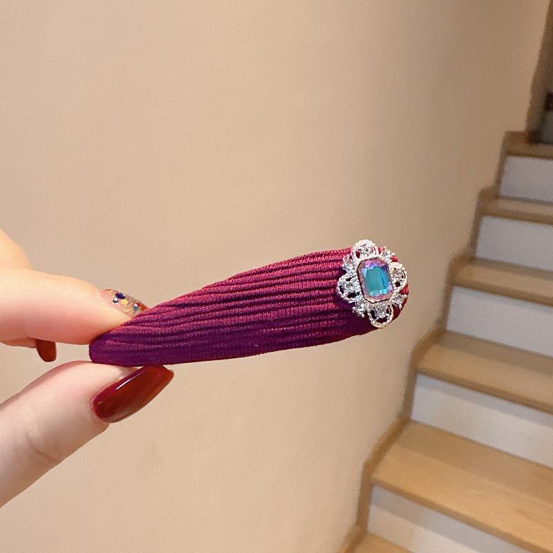 Korean High-End Rhinestone Hair Clip: Chic Bangs Pin for Women