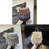 Zaino alla moda in materiale PU color castagna con chiusura magnetica per uso quotidiano e viaggi