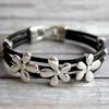 Bracciali – Braccialetti intrecciati