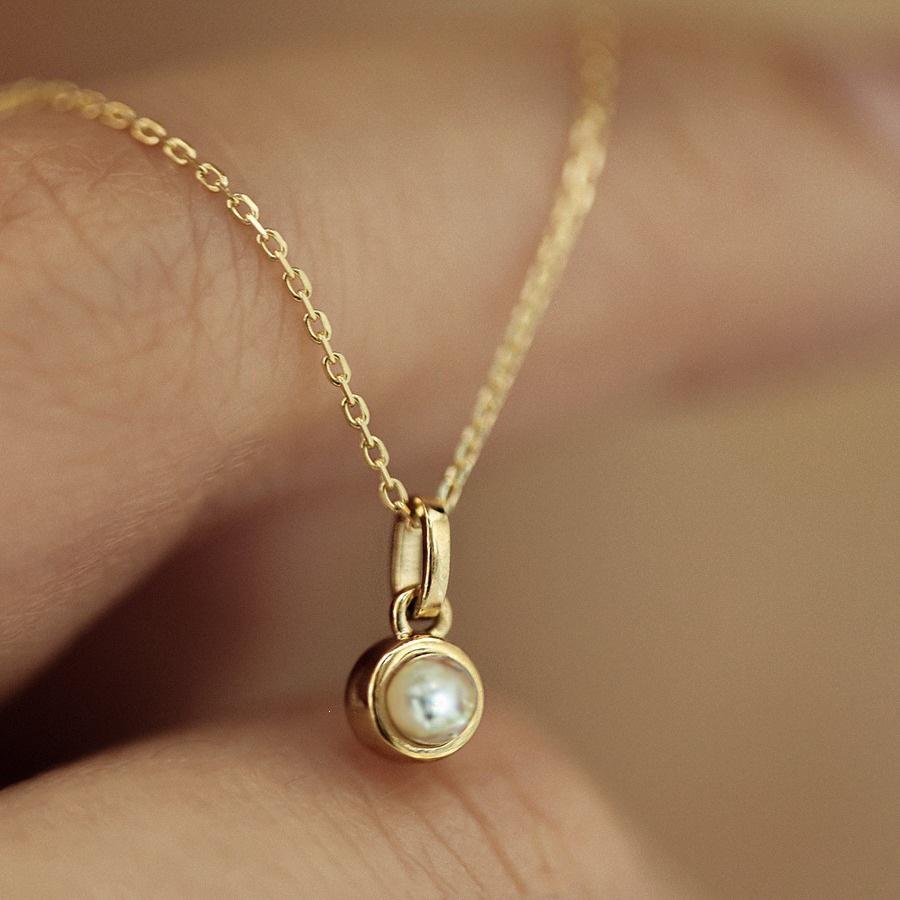 14K Gold-Plated Sterling Silver Mini Shell Pearl Pendant Necklace Platinum
