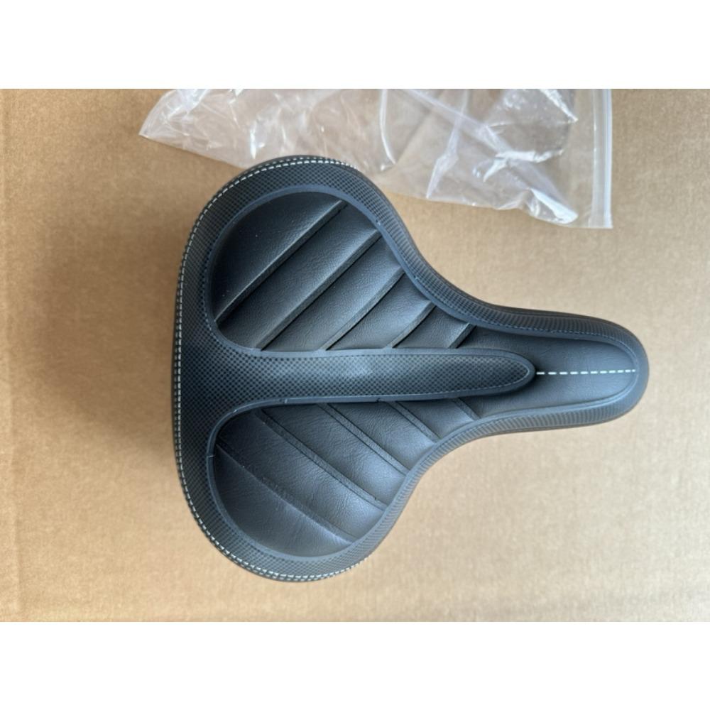 

Подушка сиденья велосипеда амортизирующая полосатая велосипедное седло спортивная сумка для сиденья велоспорт дышащая one size fits all чёрный