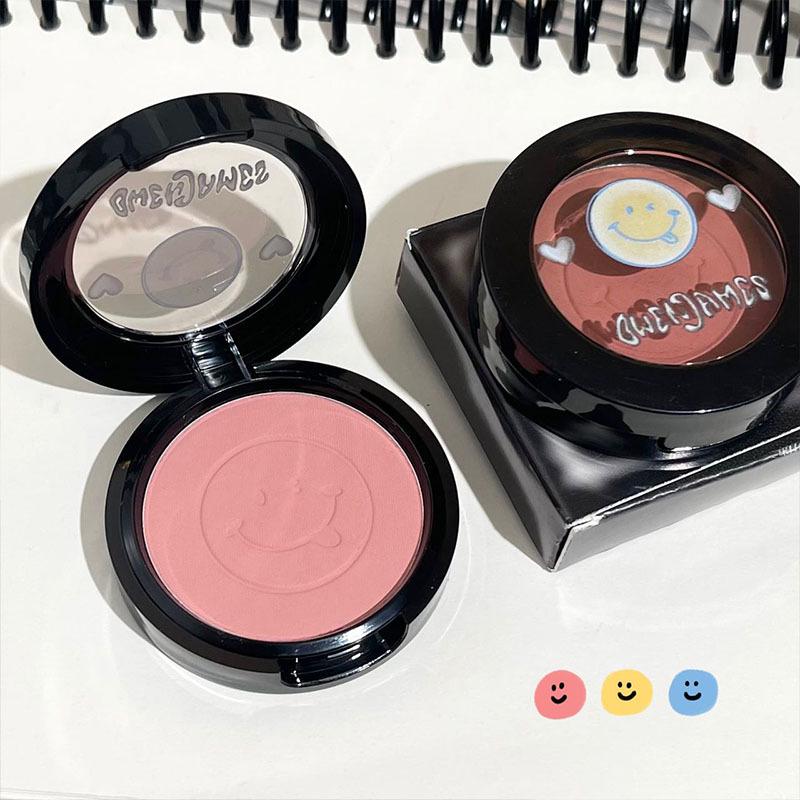 

Owen James Smiley Face Low Saturation Tender Girl Matte Contouring Blush Powder