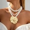 Europäisches und Amerikanisches Temperament Retro Mehrschichtige Perlenkette, Personalisierter Französischer Übertriebener Speziell geformter Blattanhänger Artikel Schmuck