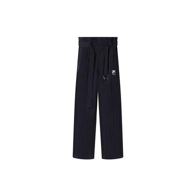 Partea inferioară (Îmbrăcăminte damă) – Capri și pantaloni
