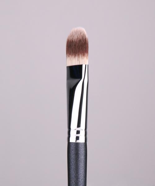 [Courcelles] Professional Foundation Brush #20 (BRUSH-20)