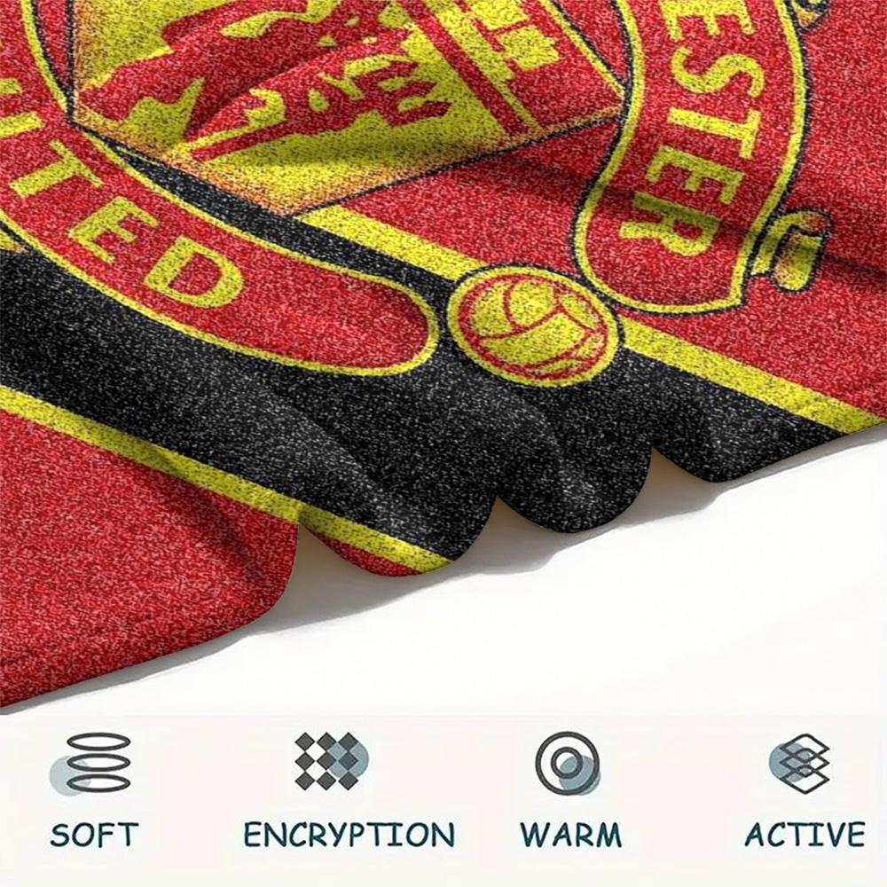 1 szt. Koc Flanelowy z Nadrukiem MANCHESTER UNITED Wysokiej Jakości Ciepły Komfortowy Pokrowiec na Wszystkie Pory Roku Idealny na Prezenty Wystrój Domu