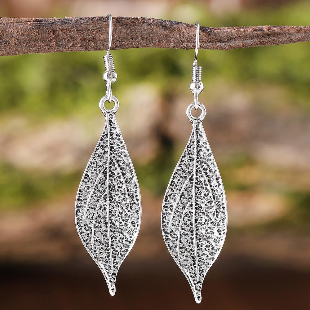 Retro Palace Style Ancient Blue Leaf Earrings New Leaf-shaped Design Ear Jewelry