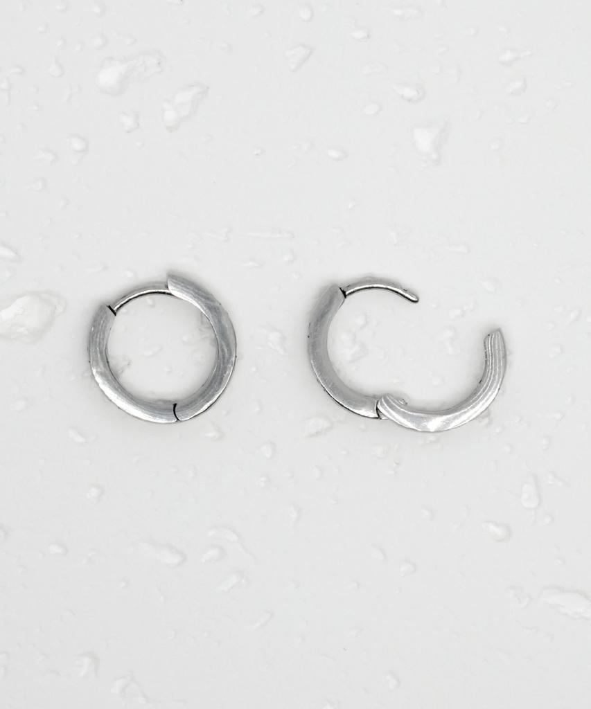 Iamj Simple Rosette One-Touch Earrings