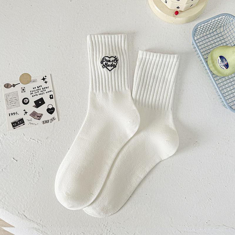 Ladies Spring and Autumn Versatile Sports Sweat Absorbing Embroidery Love Letter In Tube Socks