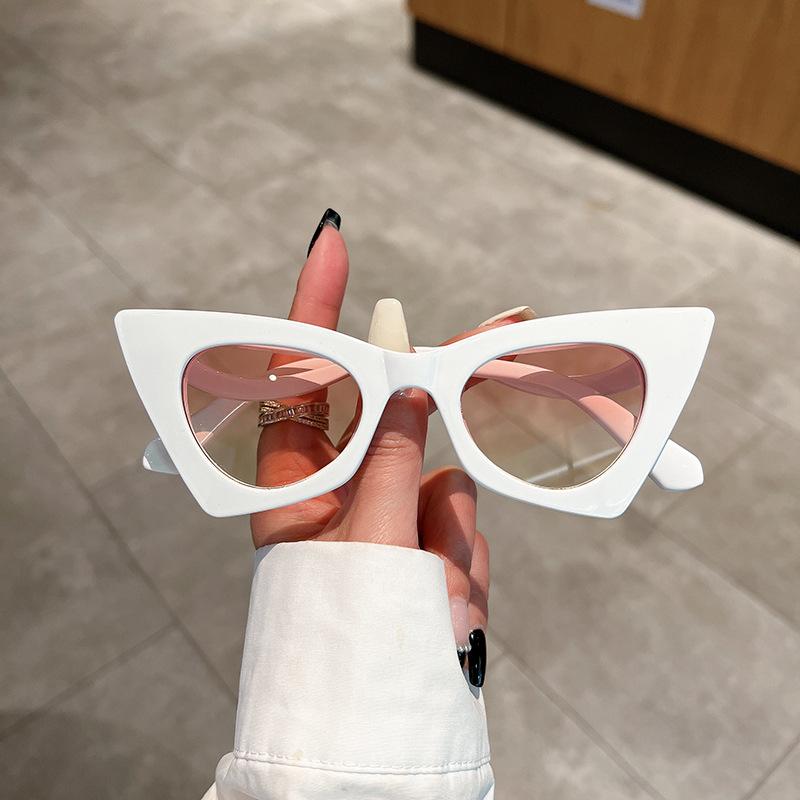 Fable Women's Vintage Cat Eye Sunglasses Luxury Designer Punk Big Frame Shades Uv400 Trendy Fashion