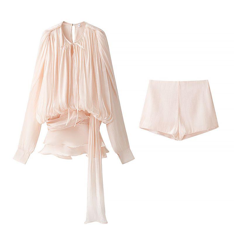 

Kaslead Новая женская одежда Западный стиль Мода Простой темперамент Досуг Топ с длинным рукавом Шорты Комплект Apricot color S