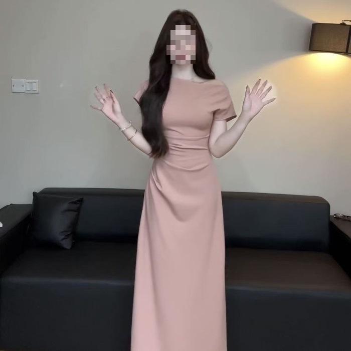 Elegant One-Shoulder Slit Bodycon Dress: Sophisticated, Slimming, Hip-Hugging Design M