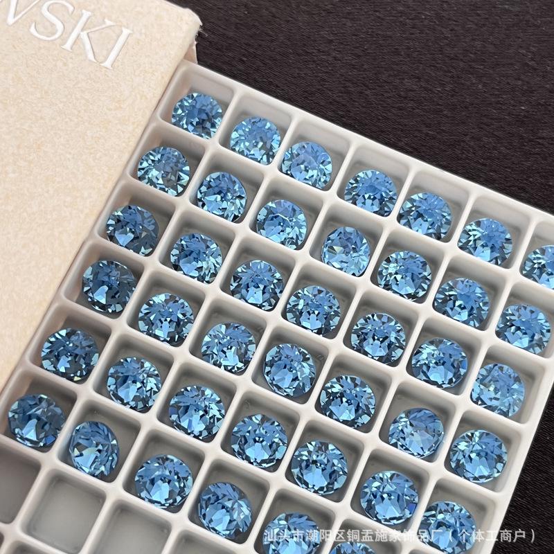 

Wheat Ear Clip: 6mm Round Diamond, No-Piercing Cartilage Clip, Sweet Cool Style, Painless & Secure. Wheat Ear Clip