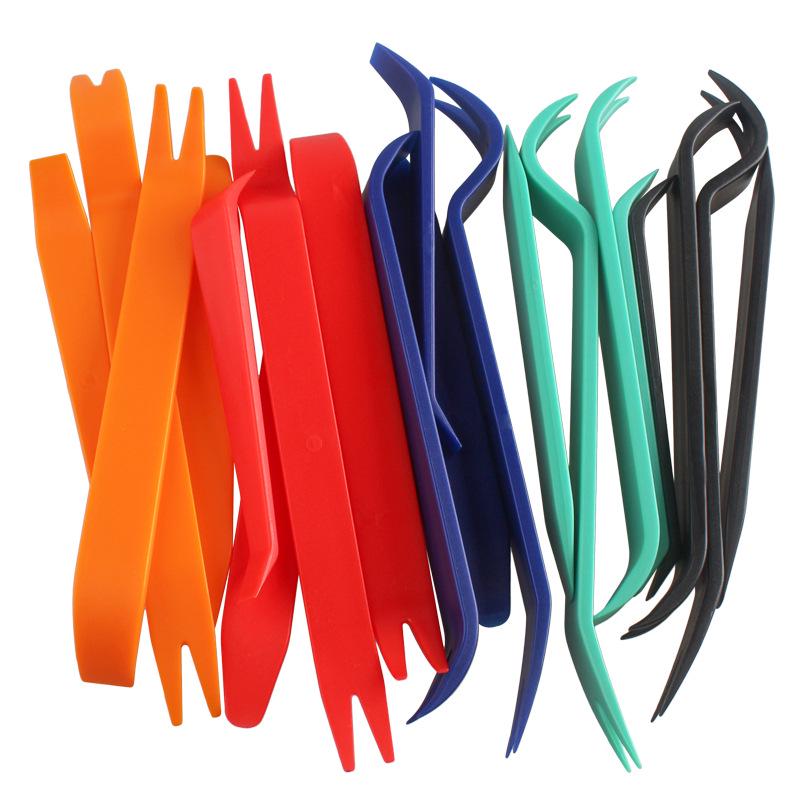 4-Piece Car Audio/Dash Cam Installation Tool Set: Small, Medium, Plastic Crowbars for Modification & Removal.