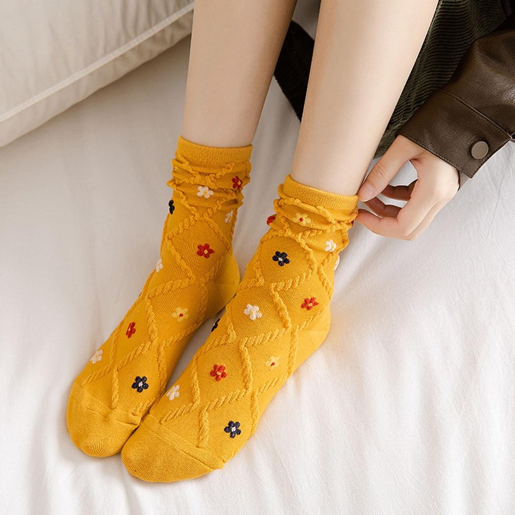 5 Pairs of Women's Diamond Volume Flower Socks