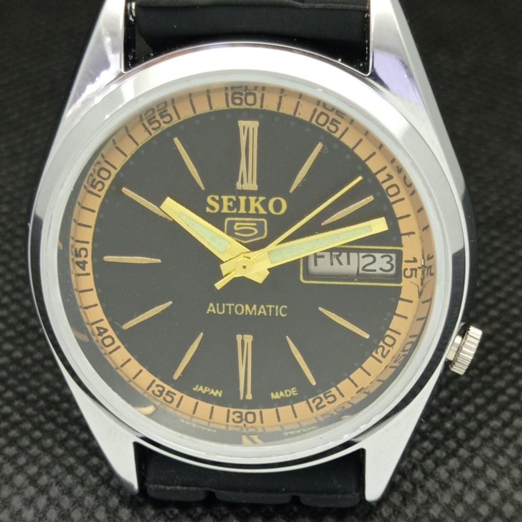 REFURBISHED VINTAGE SEIKO 5 AUTOMATIC 7009A JAPAN MENS BLACK WATCH 598-a313049-9 SKU598-a313049